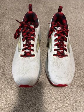 Limited addition Brooks Levitate 6 Winter Running Shoes